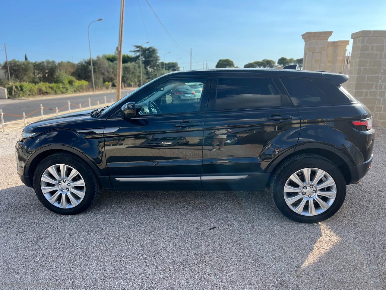 LAND ROVER RR Evoque 2.0 TD4 150 CV 5p. Bs Ed. Pure
