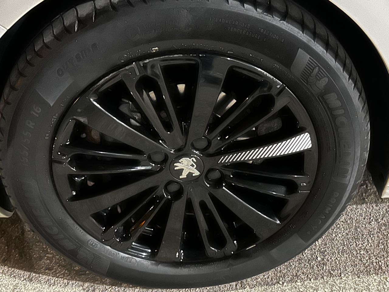 Peugeot 208 BlueHDi 75 5 porte Allure Tetto Panoramico