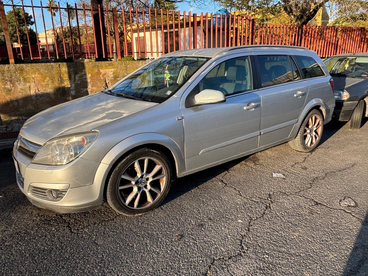 Opel Astra 1.9 16V CDTI 150CV Station Wagon Cosmo