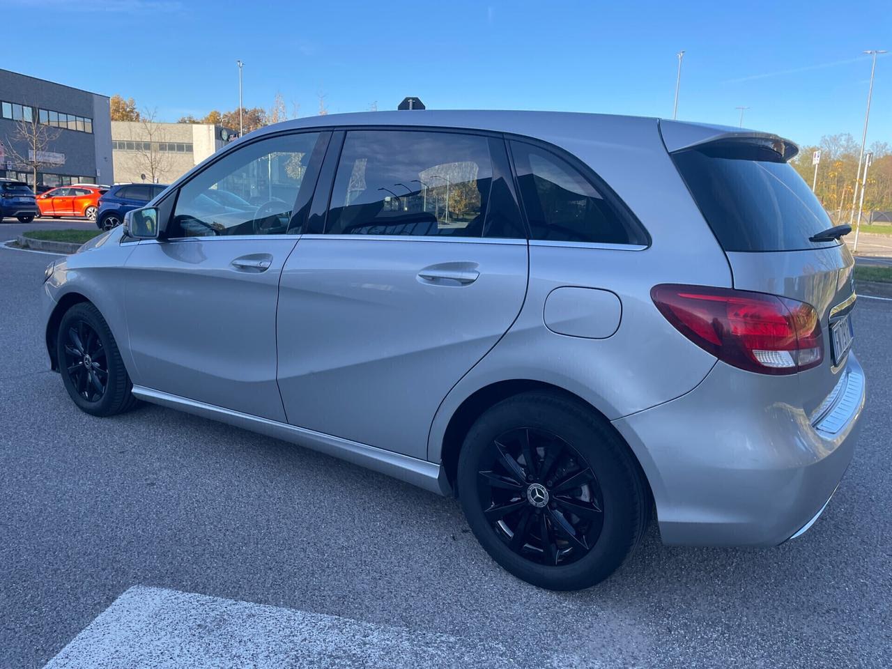 Mercedes-benz B 180 d Automatik*Cerchi*Retrocamera*