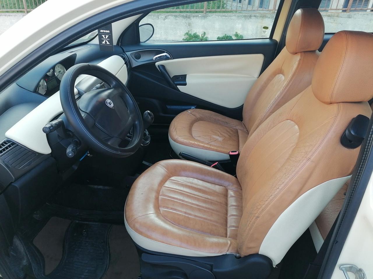 Lancia Ypsilon 1.3 Multijet 16V Platino