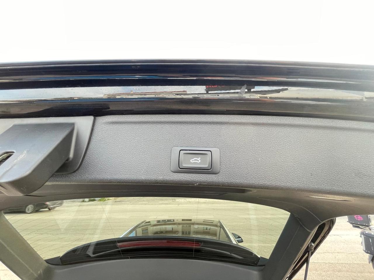 Audi A4 Avant 2.0 TDI 150 CV S tronic Design