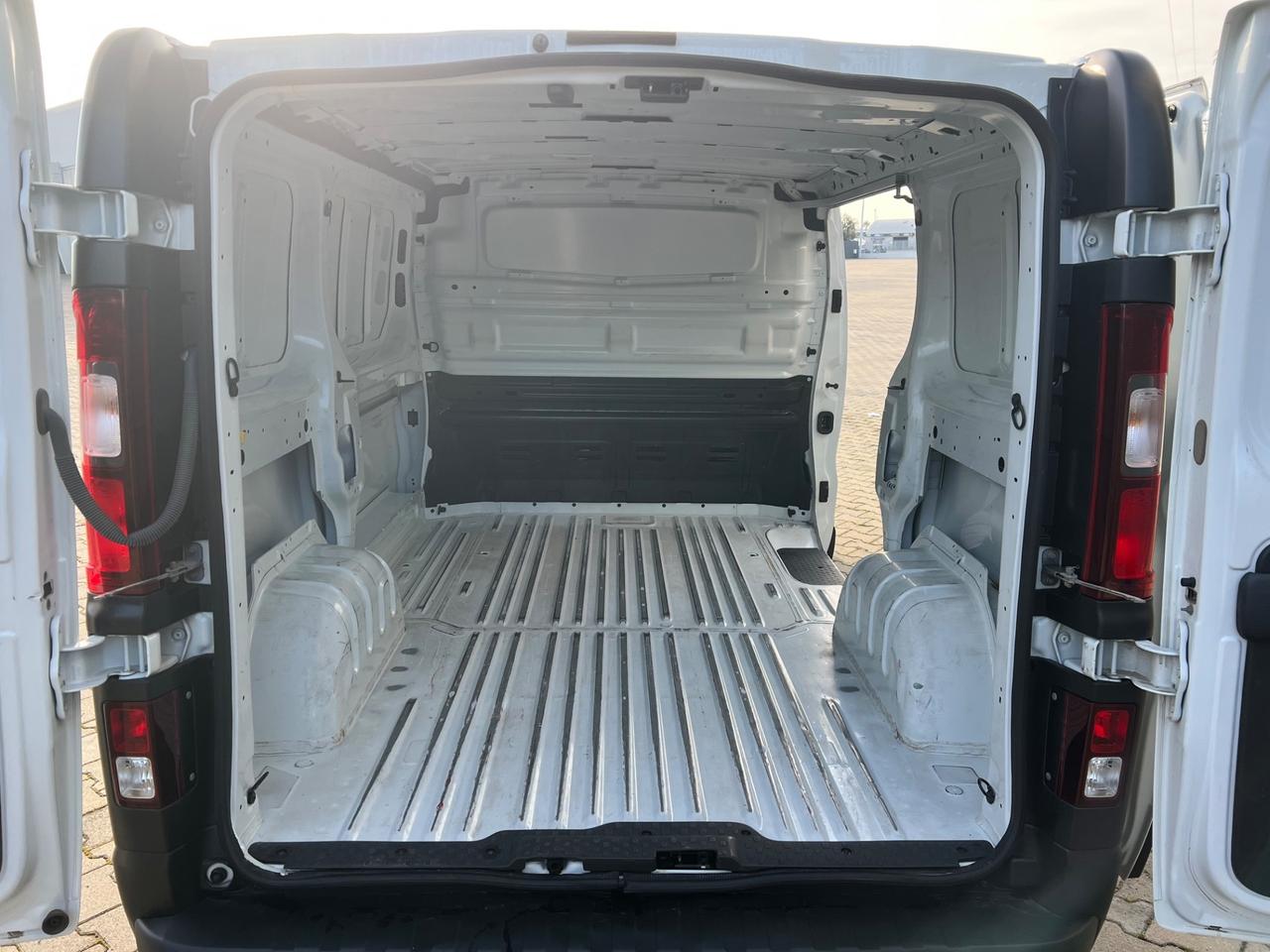 Renault Trafic 2.0 dci 145cv L1H1 85.000km - 2021