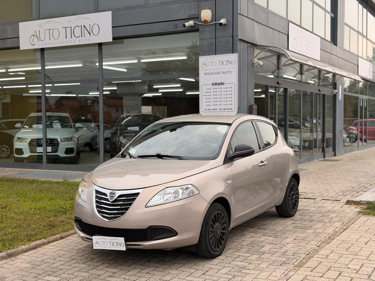 Lancia Ypsilon 1.2 69 CV 5 porte Platinum