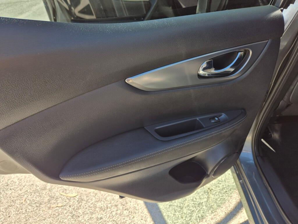 Nissan Qashqai 1.7 dCi 150CV CAMERA 360 CERCHI-18