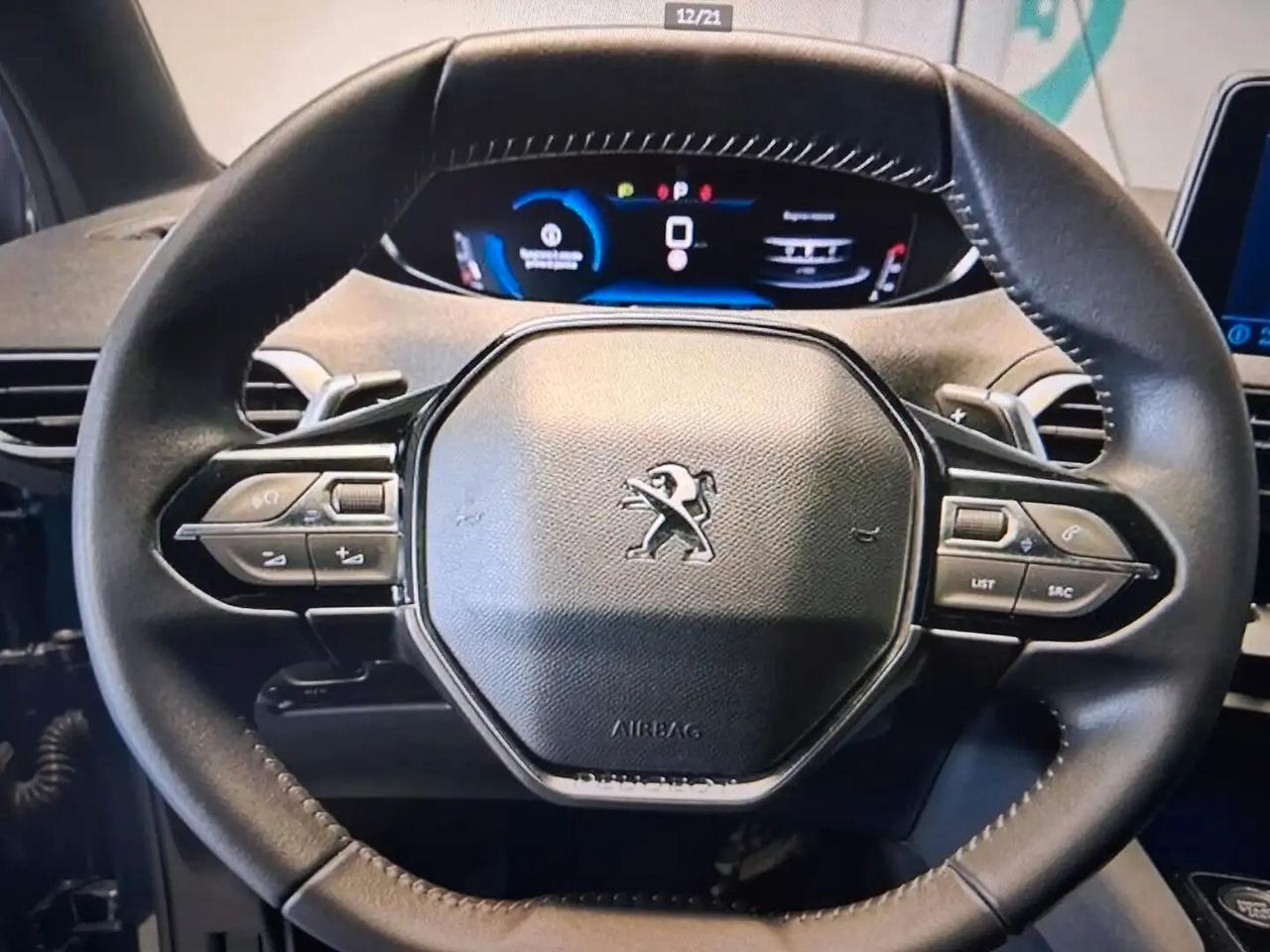 Peugeot 3008 BlueHDi 130 S&S EAT8 Active Pack