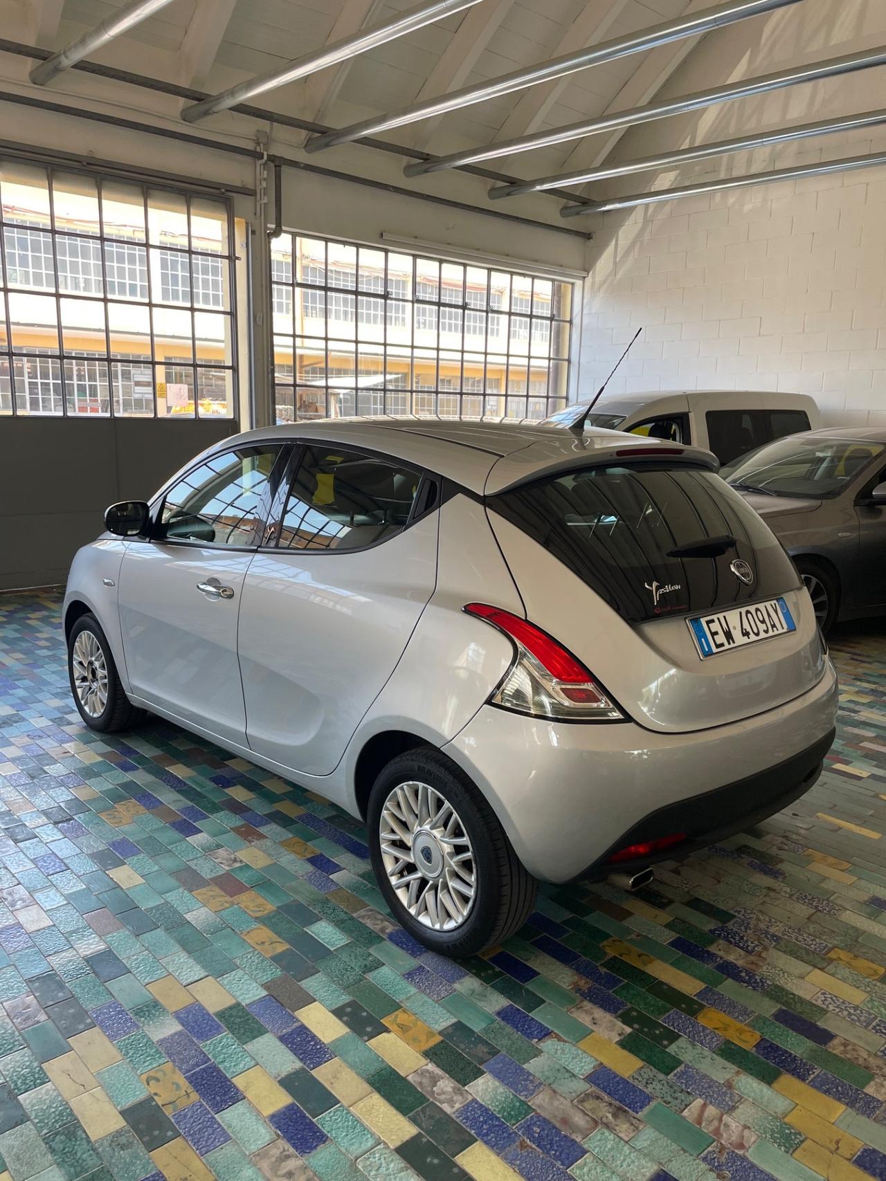 Lancia Ypsilon 1.3 MJT 16V 95 CV
