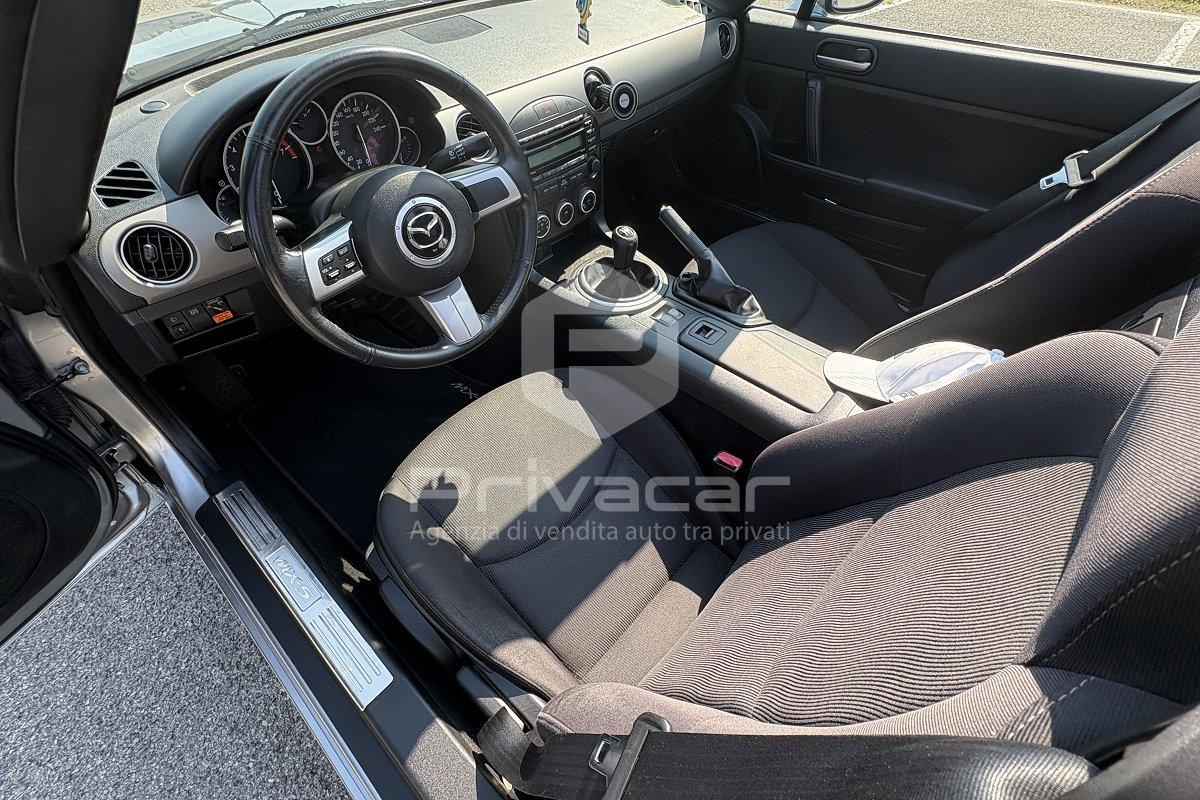 MAZDA MX-5 Roadster 1.8L Fire