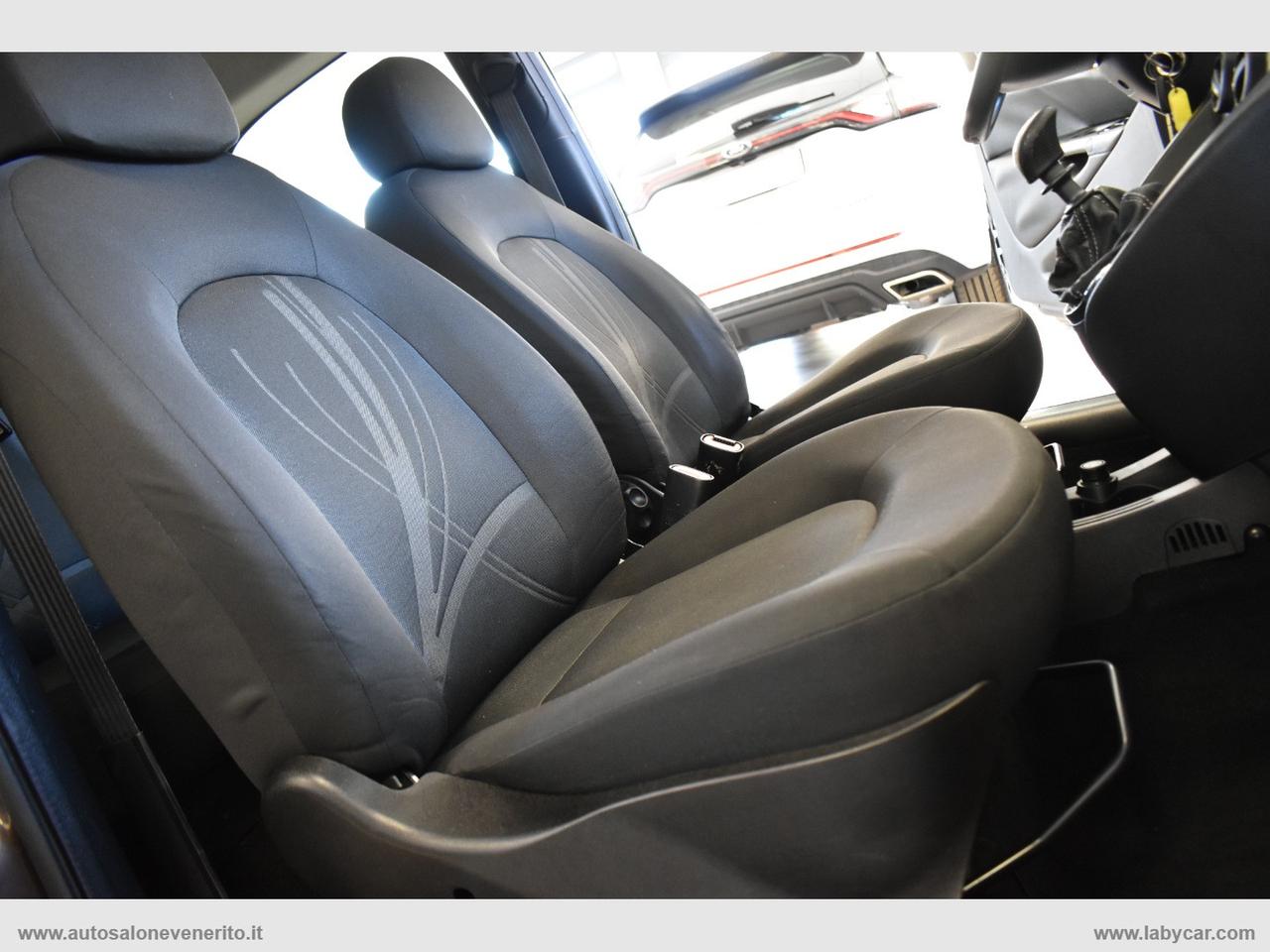 LANCIA Ypsilon 1.2 69 CV Unyca
