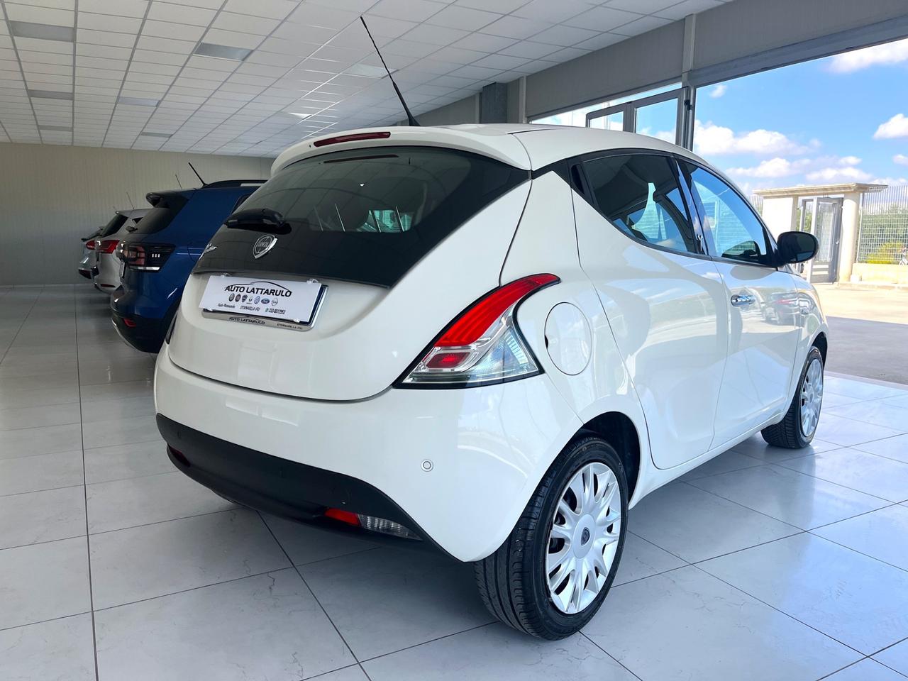 Lancia Ypsilon 1.2 69 CV 5 porte KM 104000