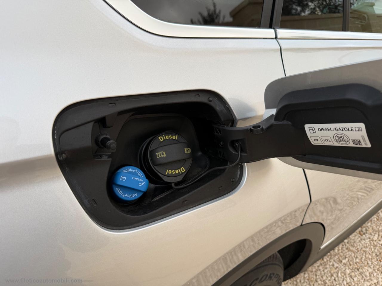 VOLKSWAGEN Tiguan 2.0 TDI 150CV SCR DSG Life TELECAMERA - FARI LED -FULL