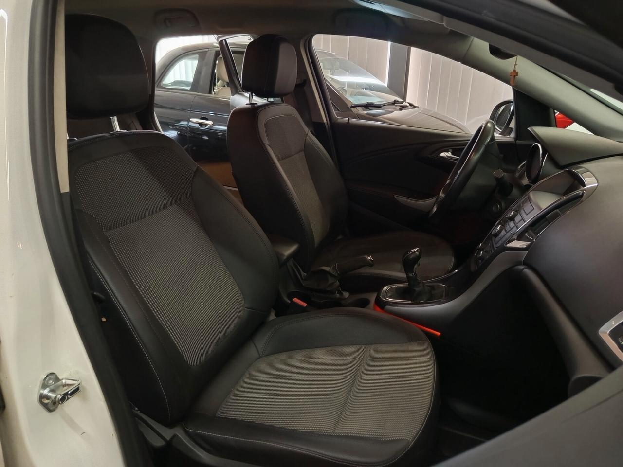 Opel Astra 1.7 CDTI 110CV, 161 Mila chilometri ok neopatentati