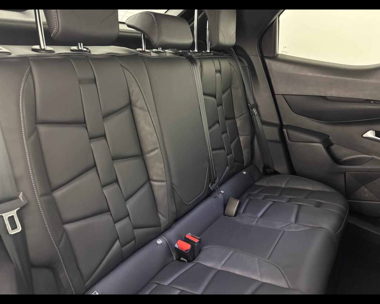 DS AUTOMOBILES DS3 1.5 bluehdi Opera 130cv auto