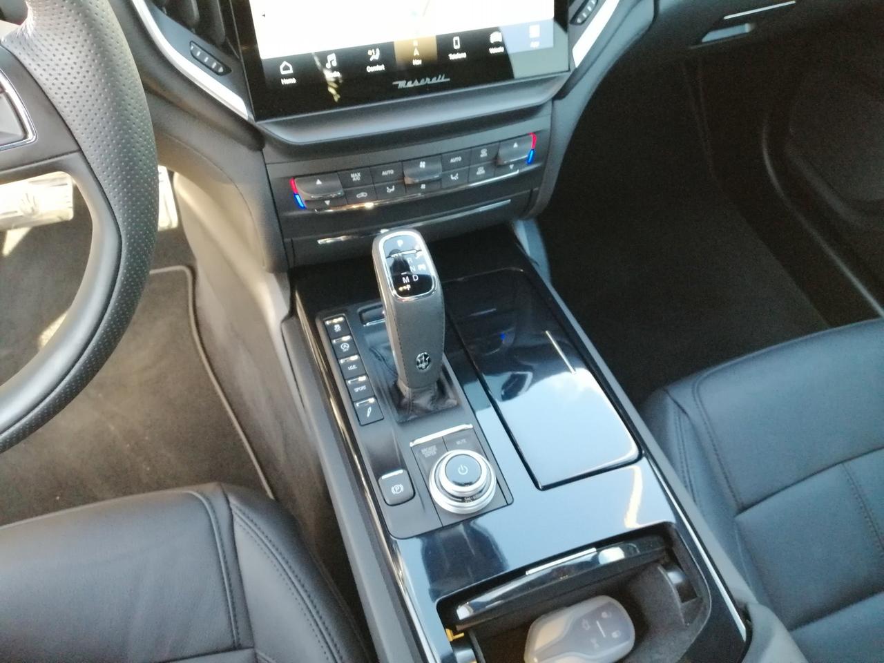 Maserati Ghibli V6 Diesel Gransport