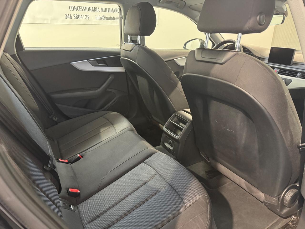 Audi A4 2.0 TDI 150 CV ultra S tronic Sport