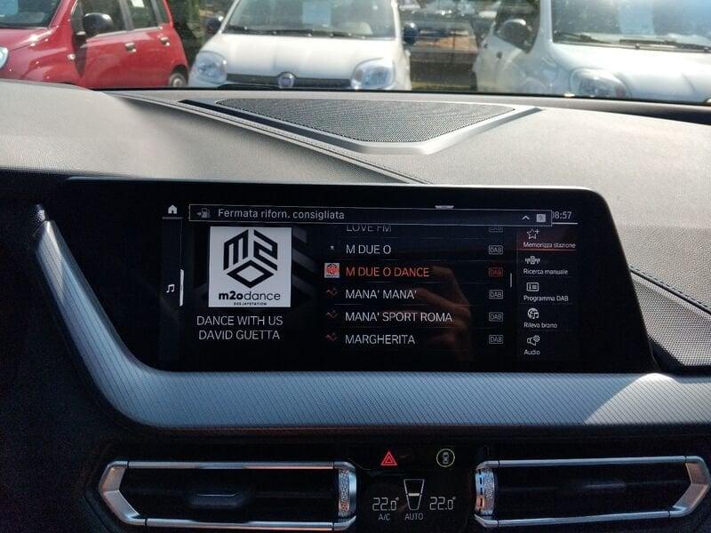 BMW Serie 1 F40 118d Msport auto