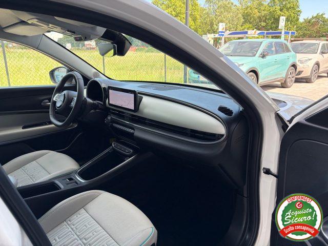 FIAT 600 Hybrid DCT MHEV La Prima ANCHE NEOPATENTATI