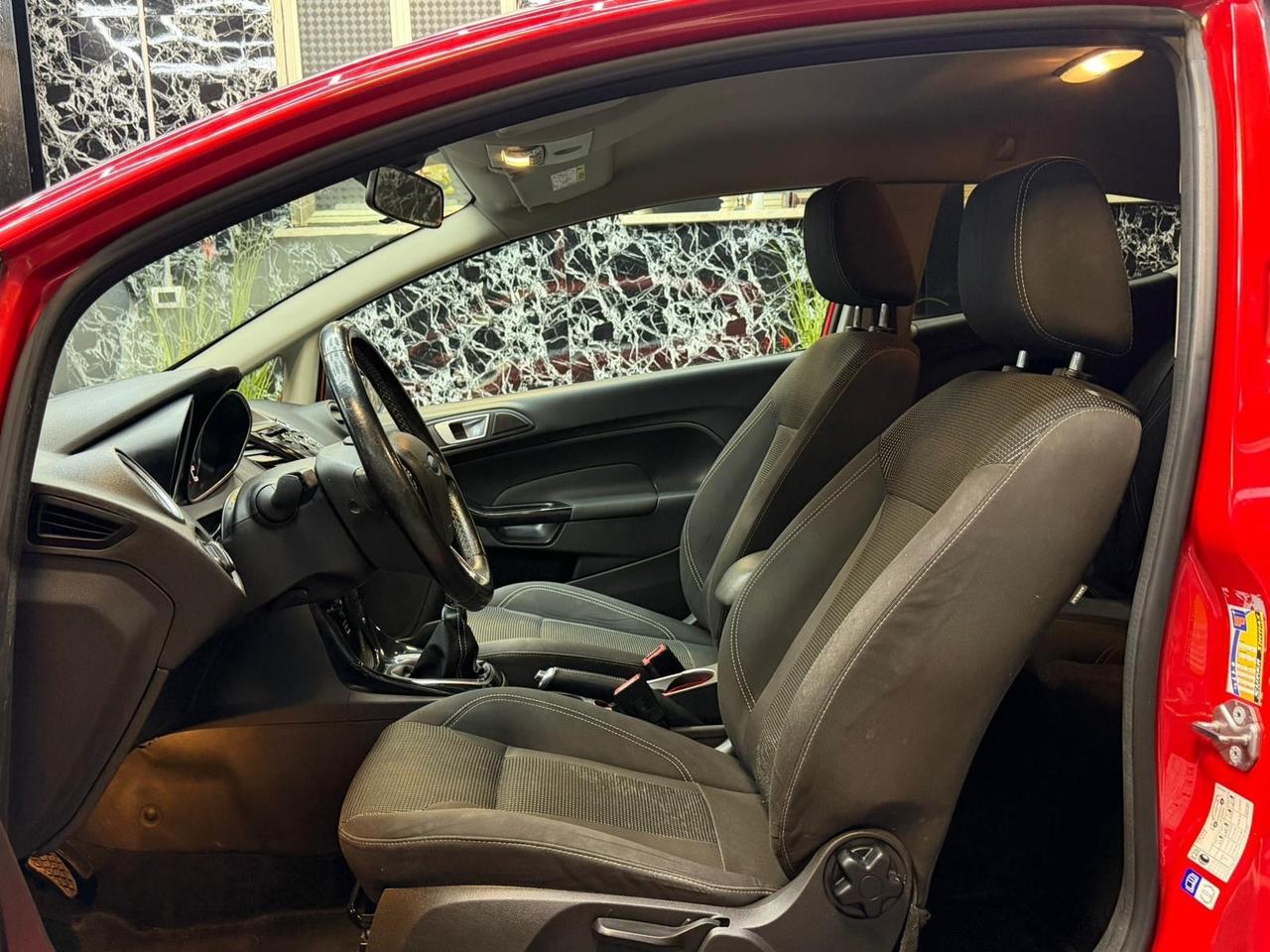 Ford Fiesta 1.5 TDCi 75CV 3 porte Titanium