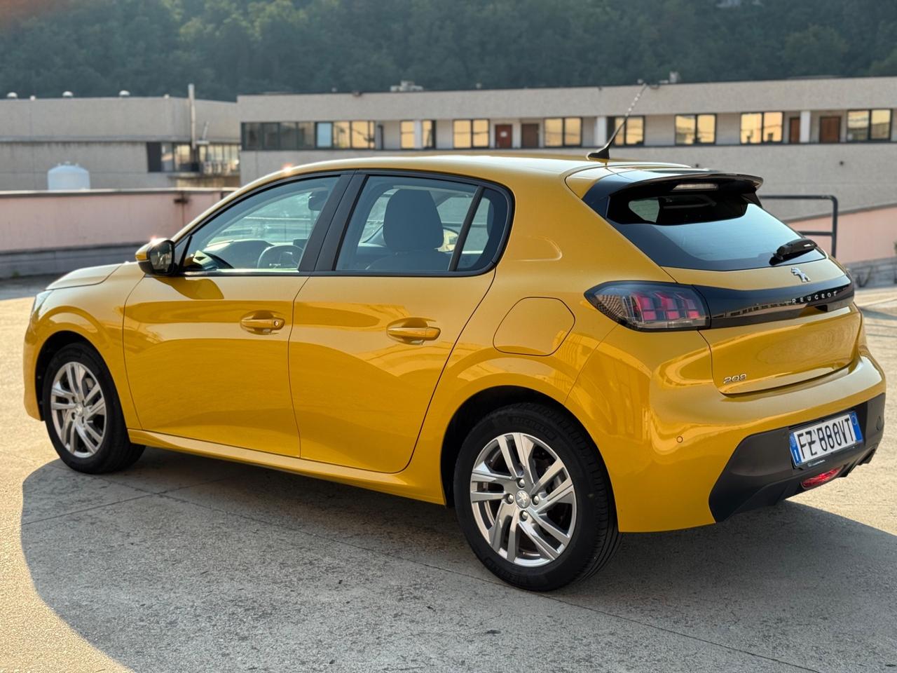 PEUGEOT 208 BLUEHDI PARI ALL NUOVO GARANZIA 12 MESI