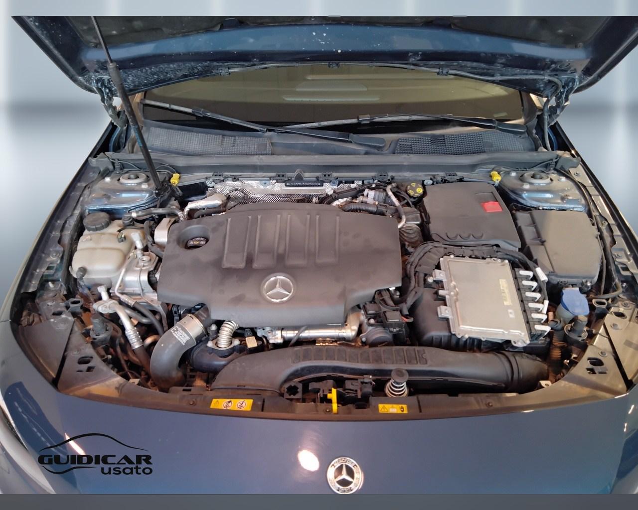 Mercedes-Benz Classe A - W177 2018 - A 180 d Sport auto