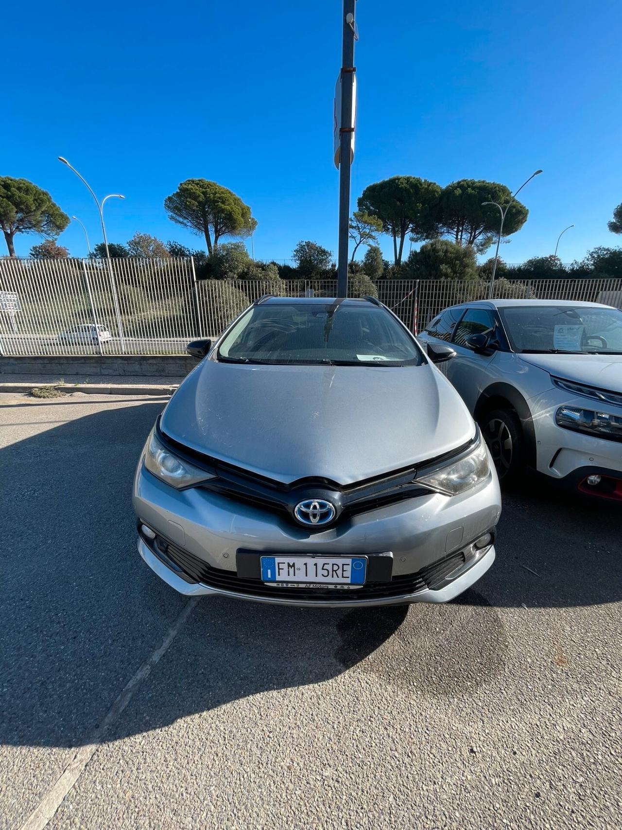 Toyota Auris 1.8 Hybrid Active