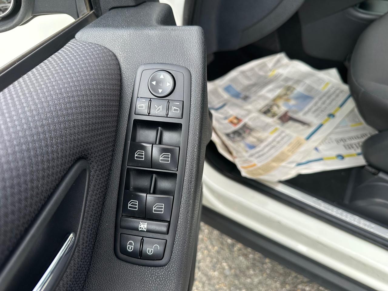 Mercedes-benz A 160 possibilità di gpl fino 2035 pochi km