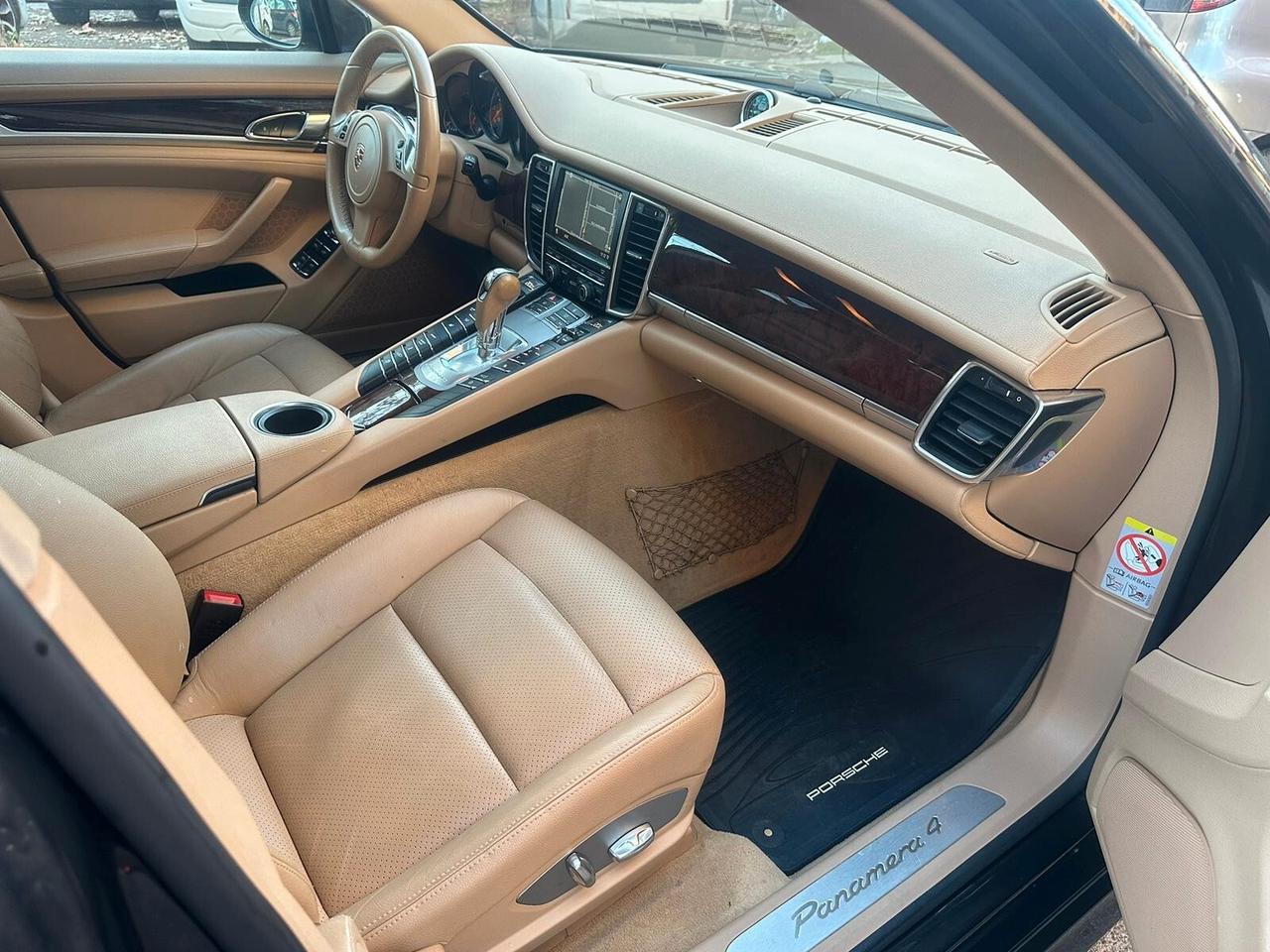 Porsche Panamera 3.6 PLATINUM 4