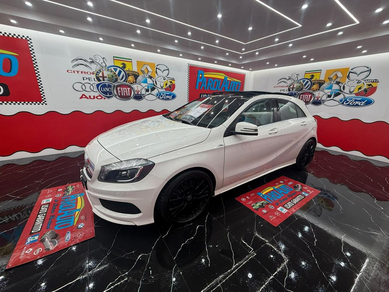 Mercedes-benz A 180 1.5 109cv Premium - 2014