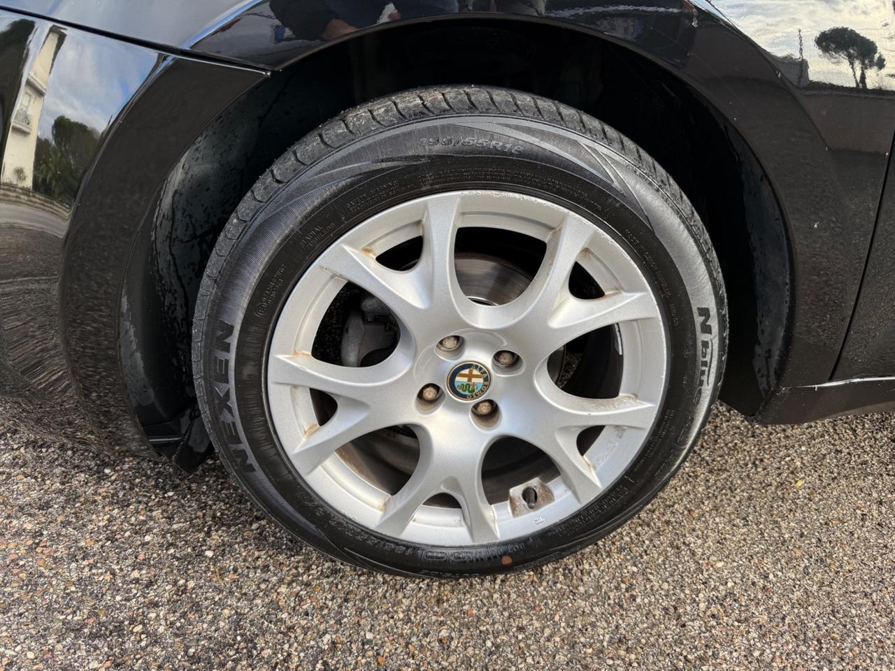 Alfa Romeo MiTo 1.4 Distinctive Sport Pack