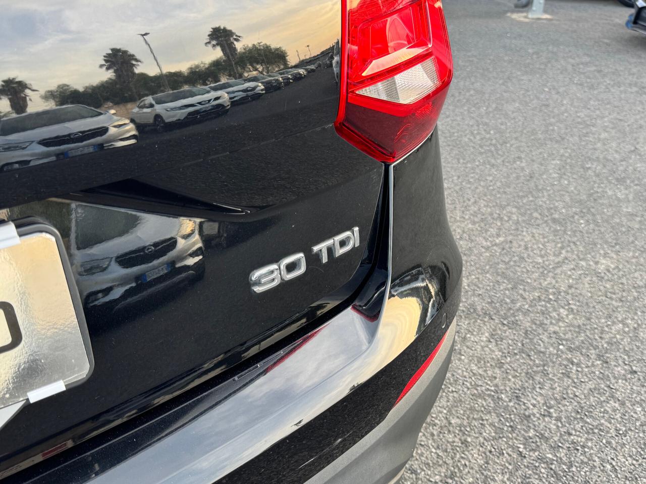 Audi Q2 30 TDI S tronic Business Design