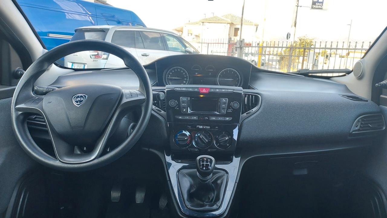 Lancia Ypsilon 1.2 69 CV 5 porte Elefantino Blu