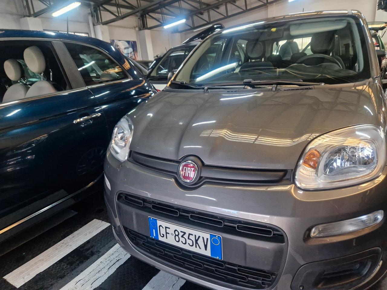 Panda Easy hybrid solo 9600km prezzo reale pronta consegna