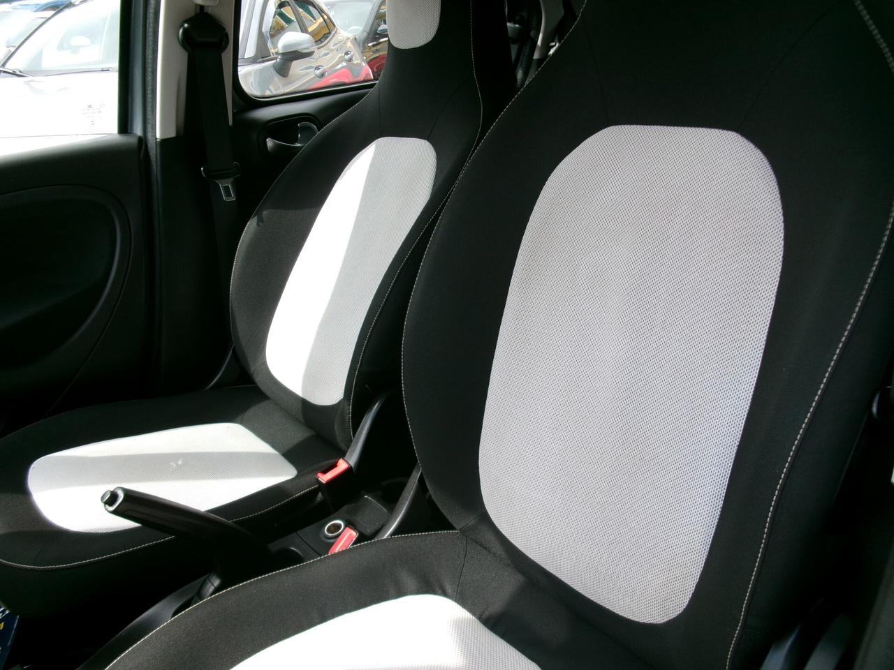 Smart ForFour II 1.0 BENZINA 71cv E6 PRIME MANUALE 104KM