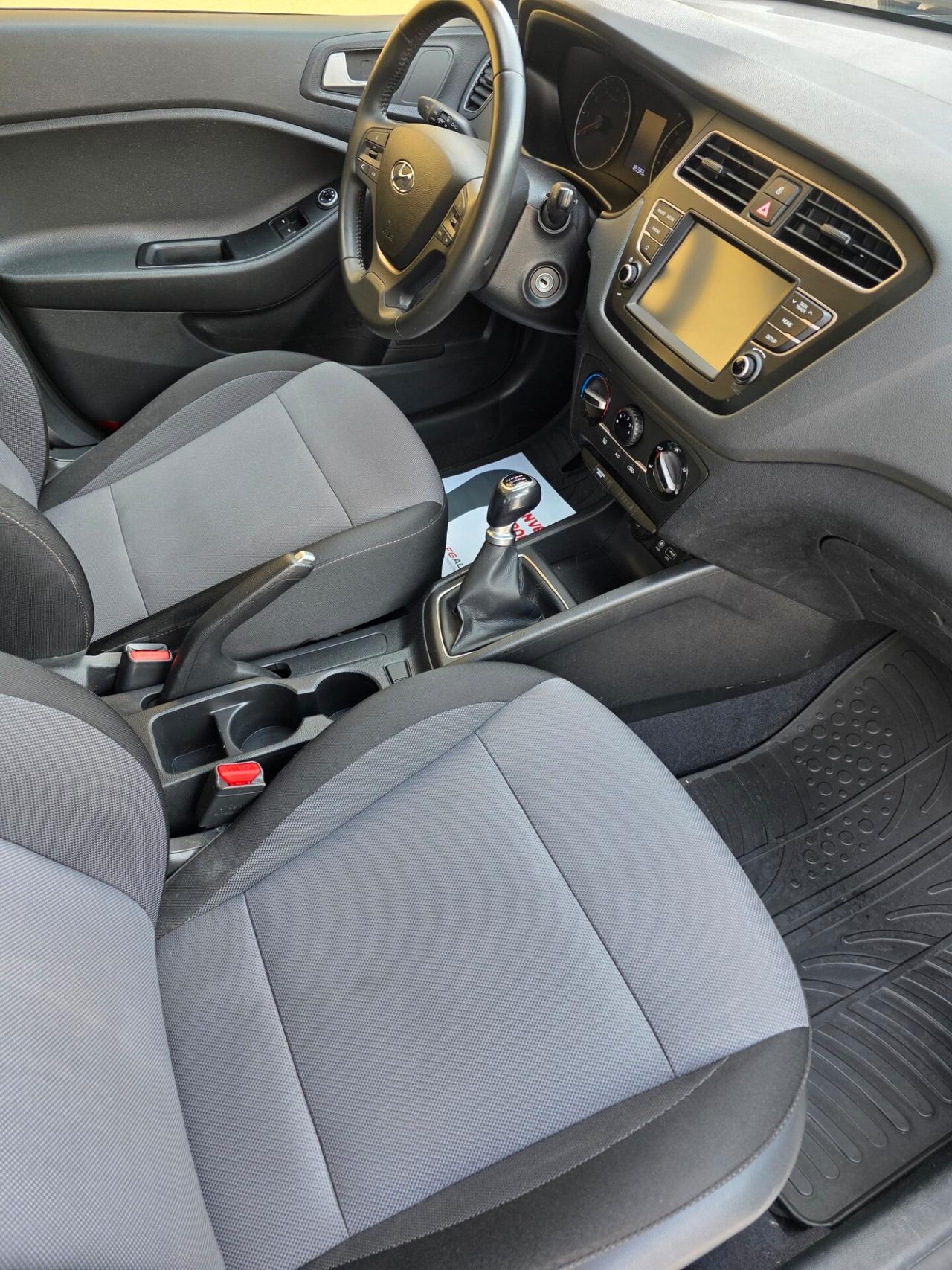 Hyundai i20 1.2 5 porte Econext Connectline