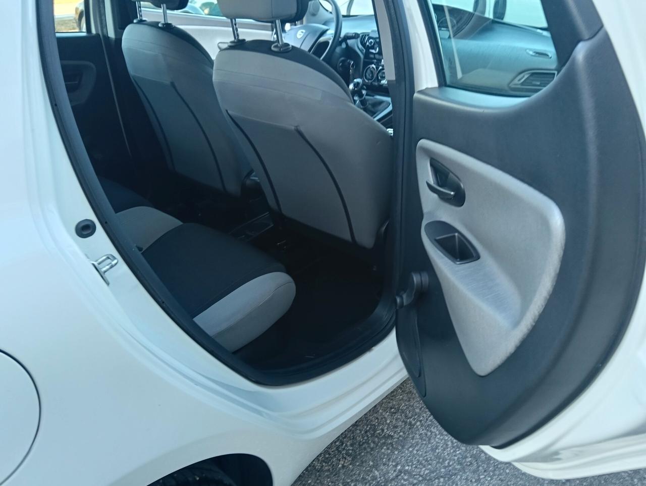 Lancia Ypsilon 1.2 69 CV 5 porte Gold