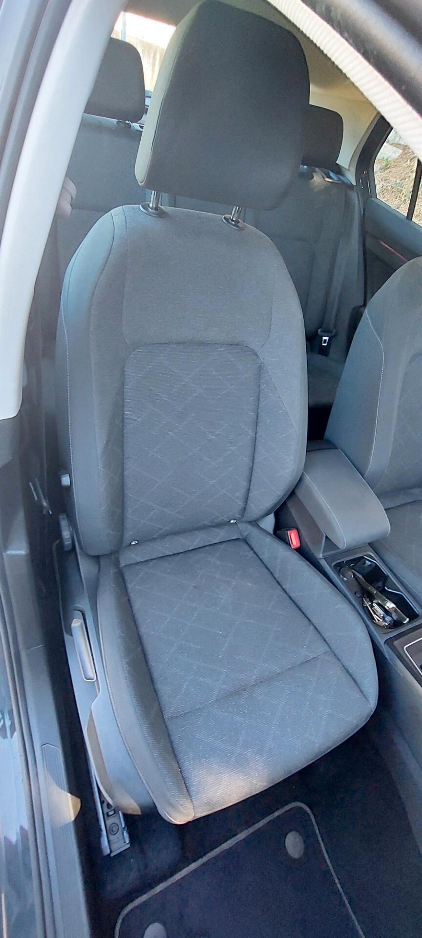 GOLF 8 DSG 2,0 DIESEL 115 CV STRAFULL NAVI LEGA TELEFONO CRUISE CAMBIO AUTOMATICO NUOVA