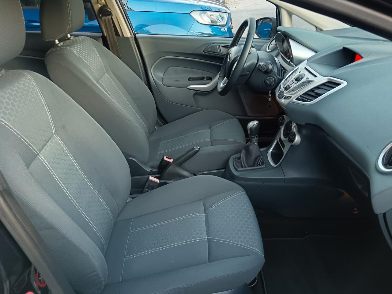 Ford Fiesta 1.4 TDCI 68CV TITANIUM NUOVISSIMA