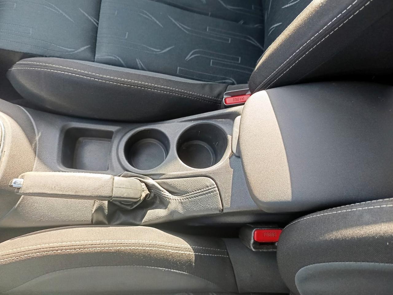 Citroen C4 2013 - 1.6 HDi Lb automobili