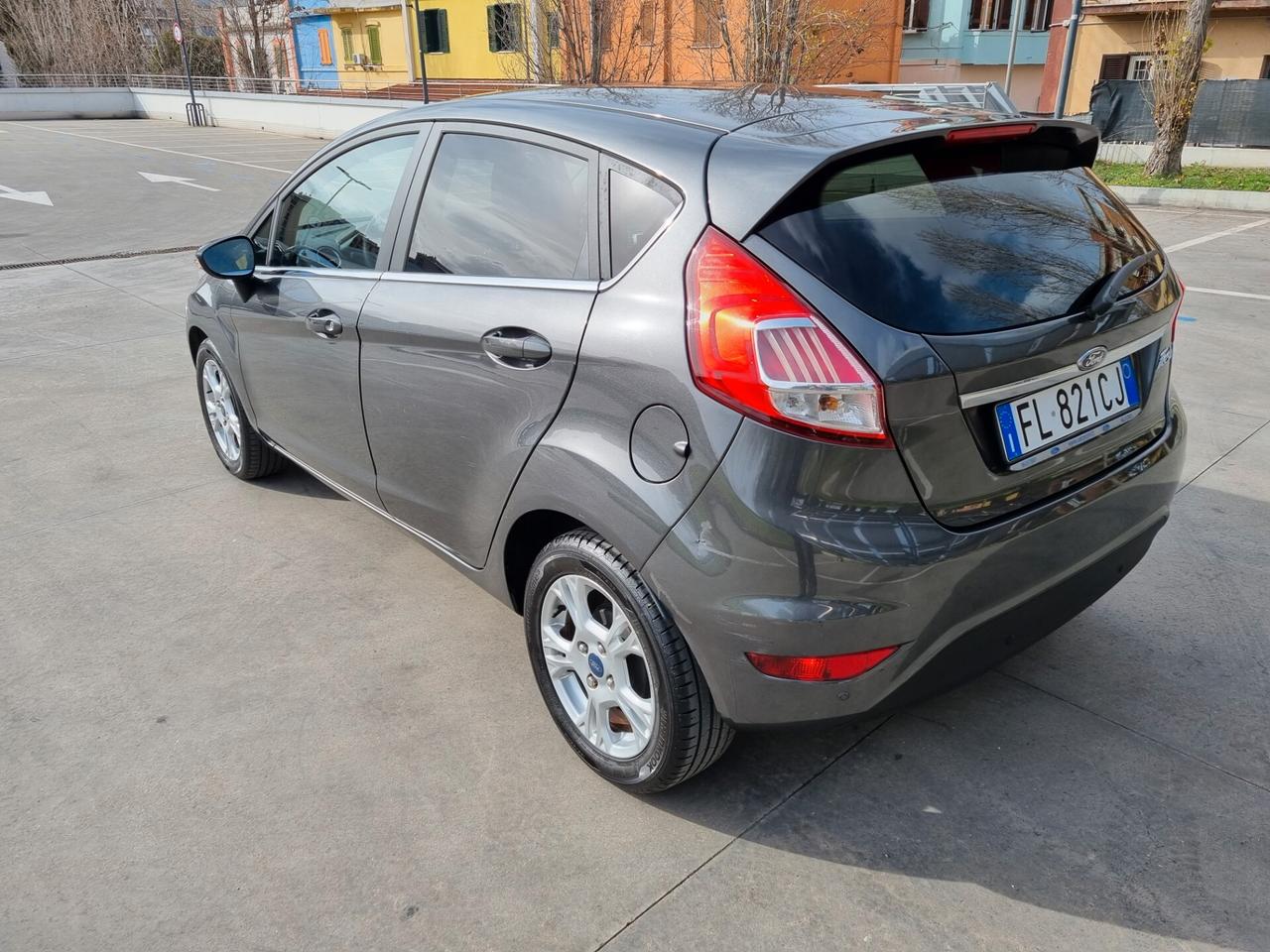 Ford Fiesta 1.4 5p. Bz.- GPL Titanium