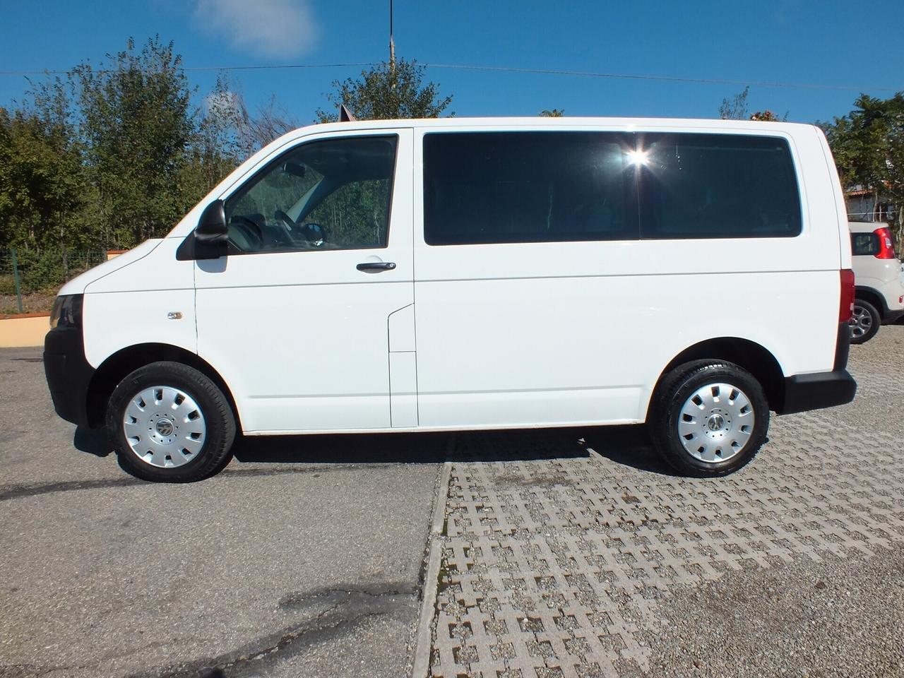 VW CARAVELLE T-5 2.0 TDI 102 CV -9-POSTI