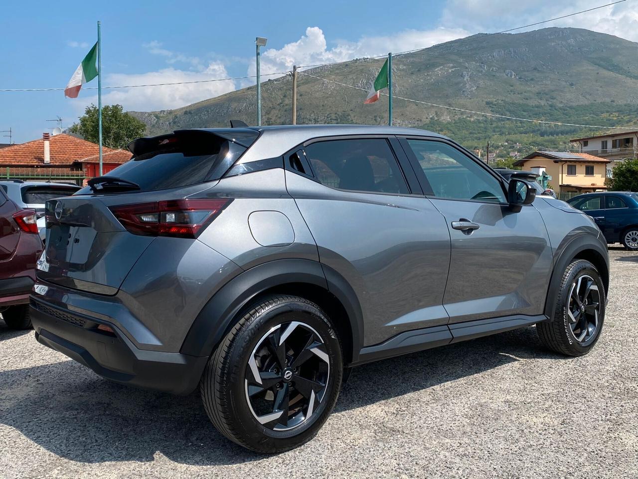 Nissan Juke 1.0 DIG-T 114 CV N-Connecta