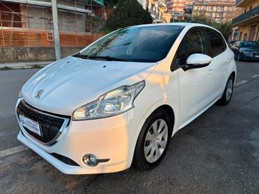 Peugeot 208 1.4 HDi 68 CV 5 porte Business
