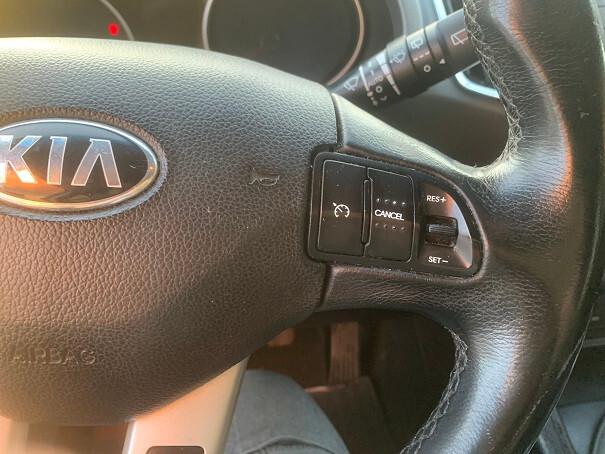 Kia Sportage 1.7 CRDI VGT 2WD high tech