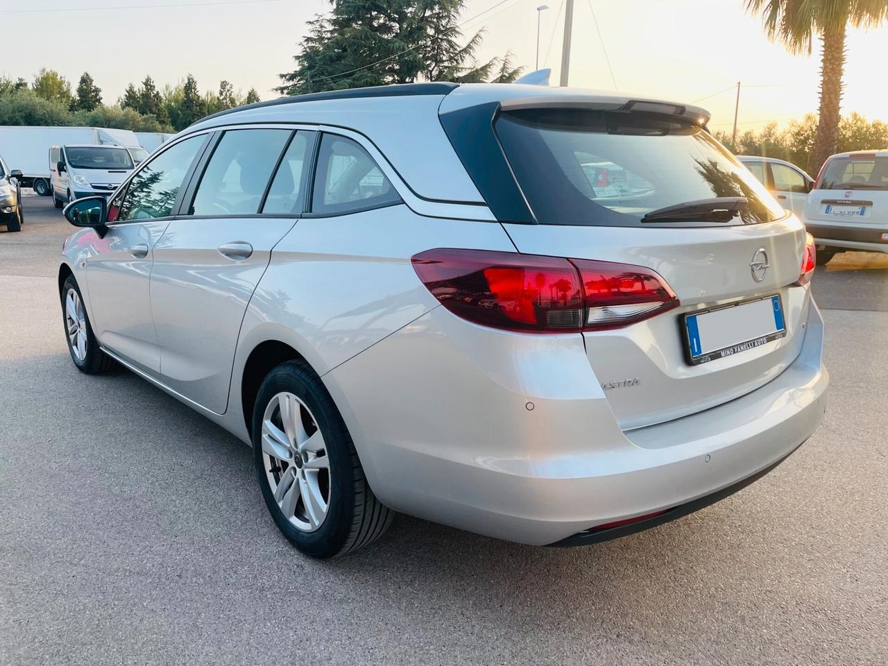 Opel Astra 1.6 CDTi 110CV Start & Stop Sports Tourer Innovation