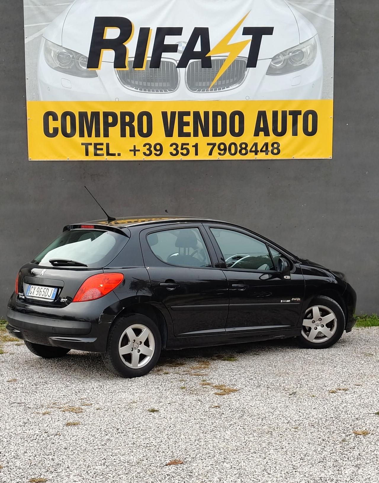 Peugeot 207 1.4 8V 75CV 5p. X Line