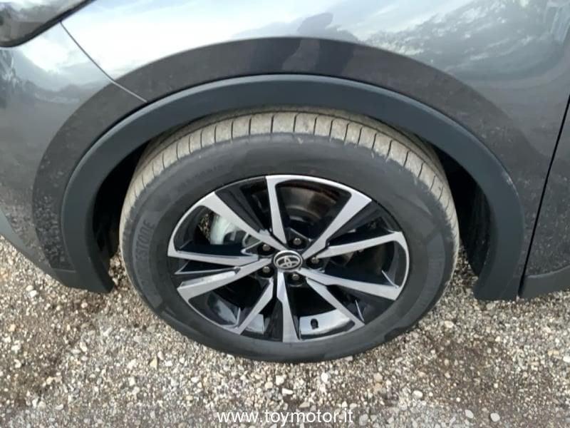 Toyota C-HR (2023-) 1.8 HV Trend