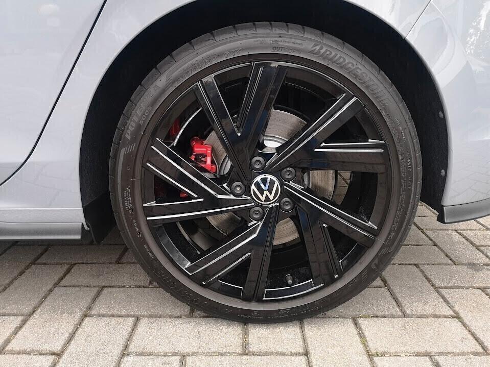 Volkswagen Golf GTI 2.0 TSI DSG Fari MATRIX