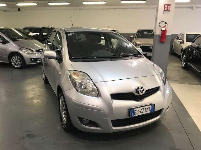 Toyota Yaris Yaris 5p 1.0 Sol / POCHI KM / BEN TENUTA