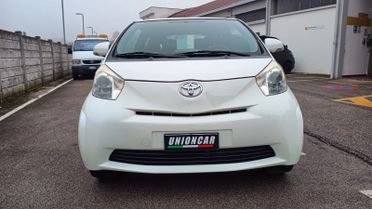 Toyota iQ 1.0 CVT Active