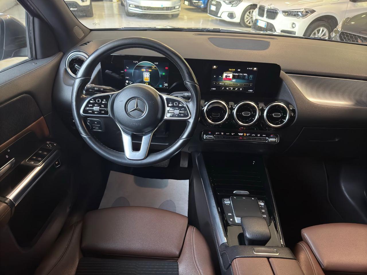 MERCEDES-BENZ GLA 200 d Automatic Sport Plus